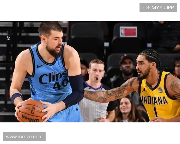 快船重塑阵容三步走：交易浓眉送走祖巴茨换回首轮选秀权